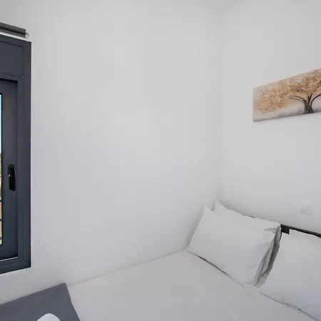 Halepa Apartment's In Chania * Hriszí Aktí Haniá