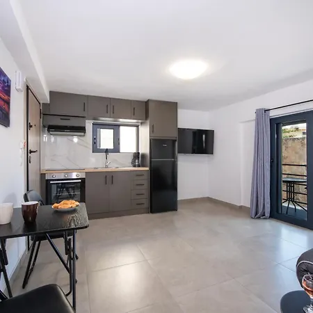 Halepa Apartment's In Chania * La Canea